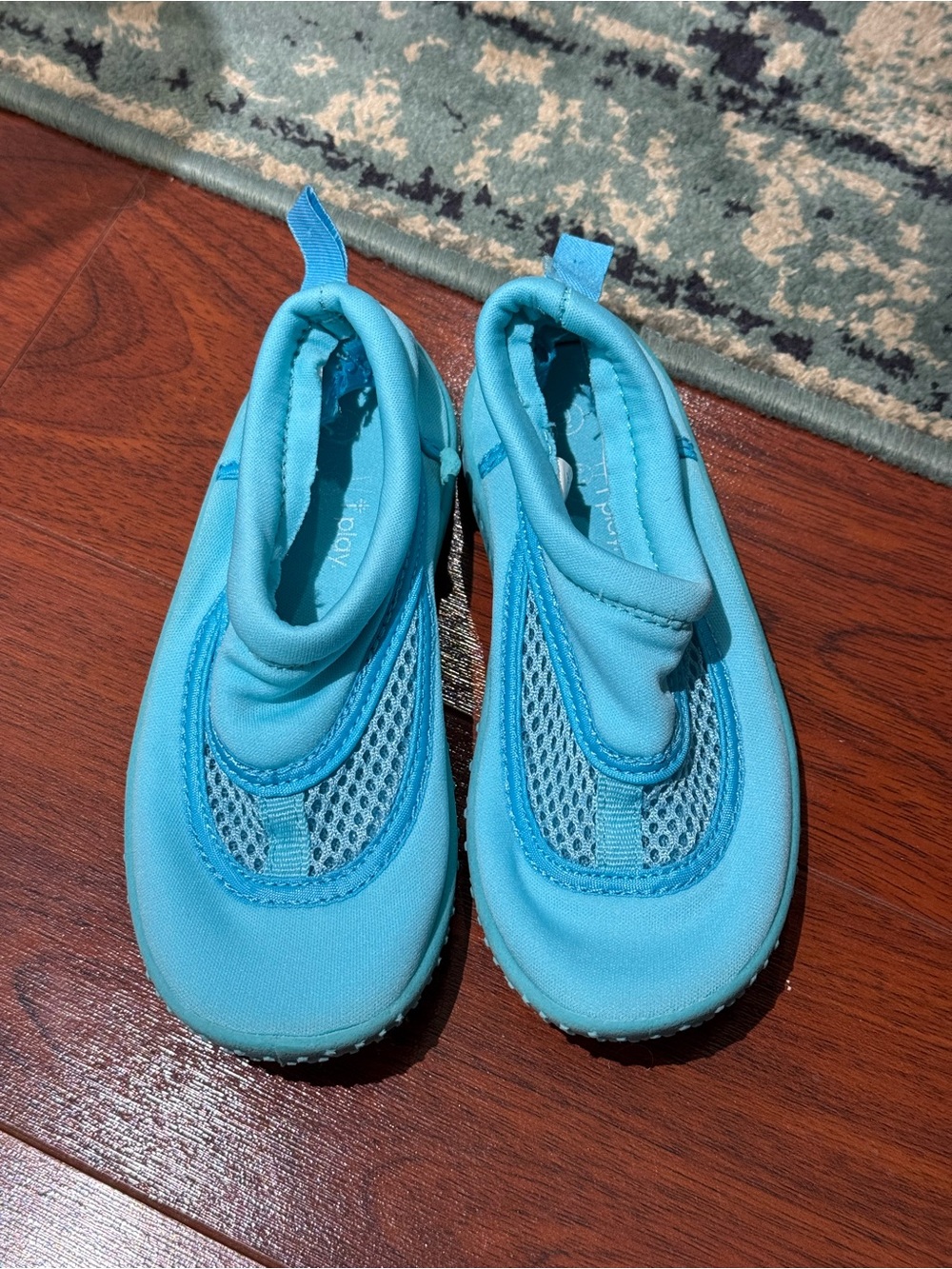 iPlay swim shoes size 9